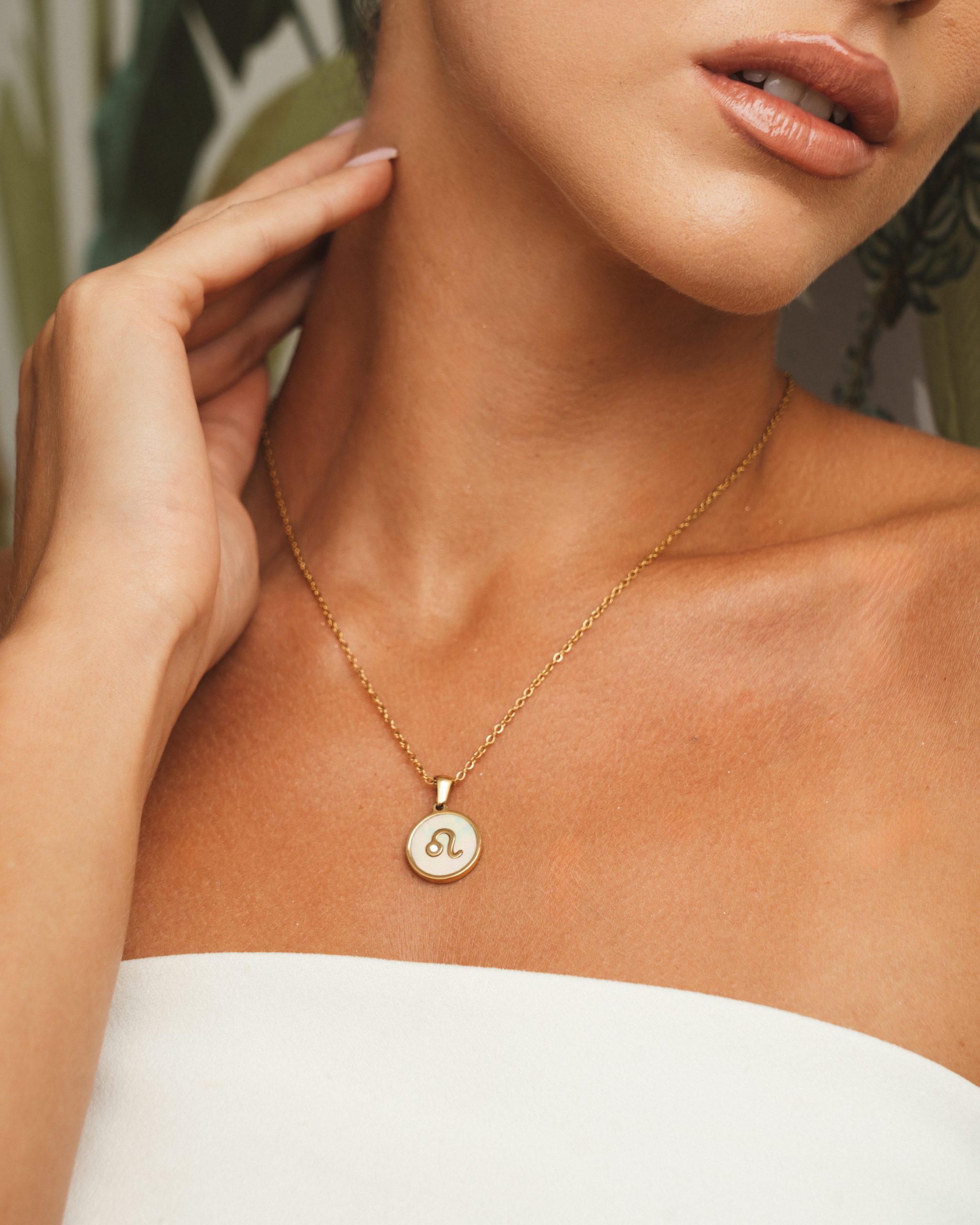 Leo Necklace — The Luminary (July 23 – Aug 22) - Image 2
